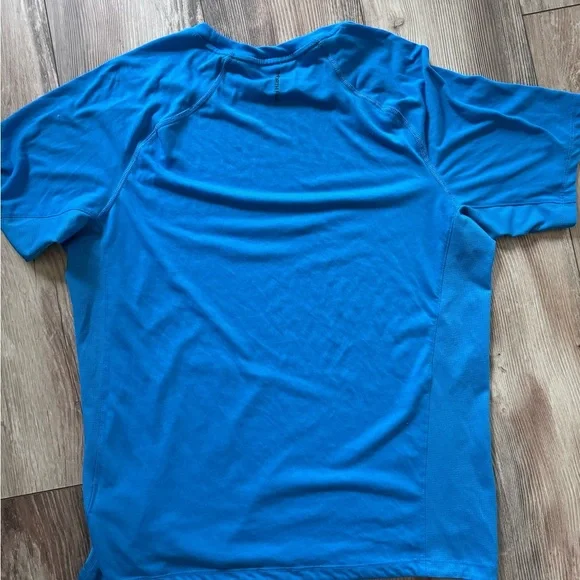 The North Face Blue Short Sleeve Tee - Picture 6 of 7